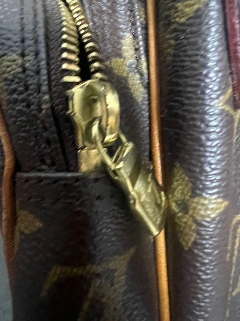 Louis Vuitton モノグラムショルダーバッグ⚠️中古品