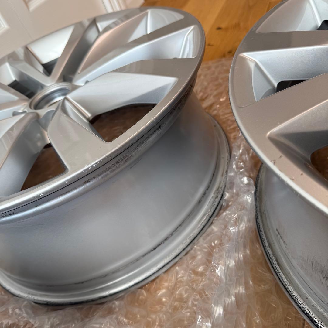 VW ザ・ビートル 5C0601025F 7-17+43 5H112 17インチ