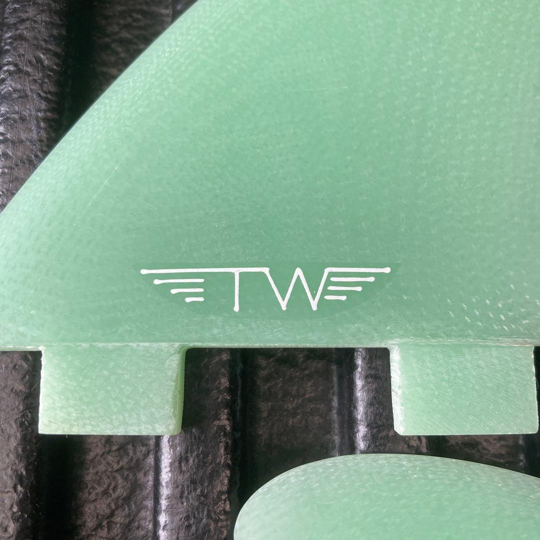 キャプテンフィン　タイラーウォーレン