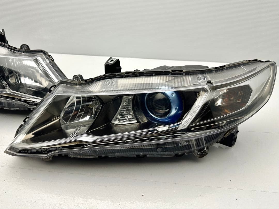 オデッセイ アブソルート ヘッドライト キセノン HIDレベ バラ付 P7692