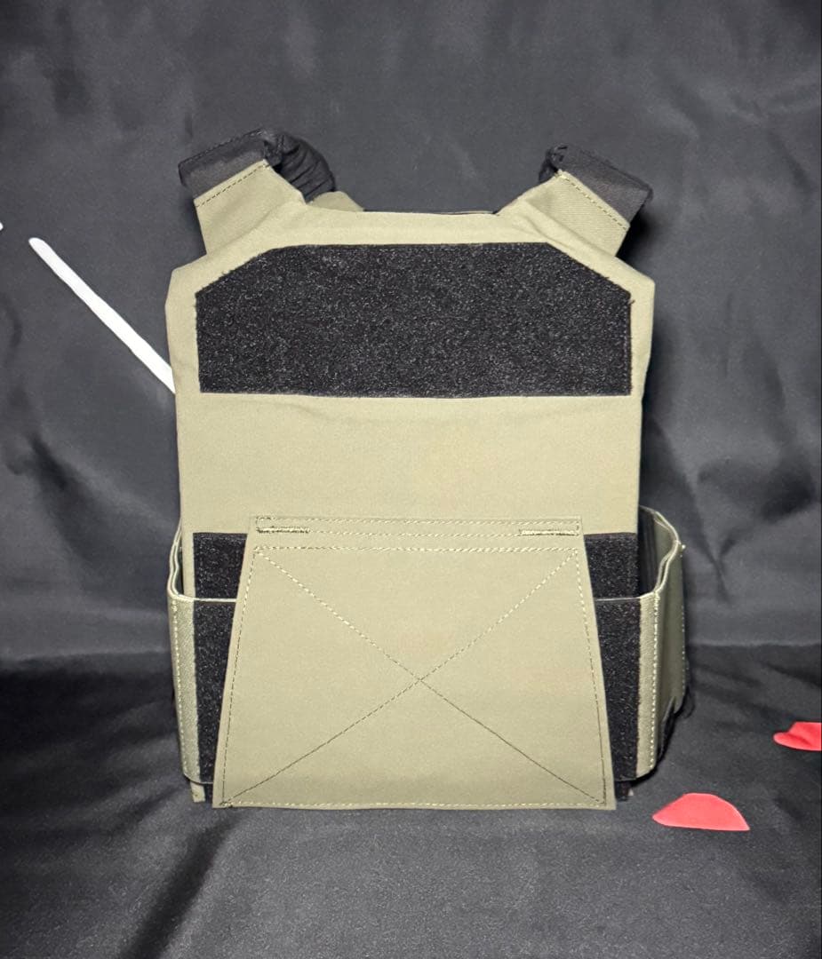 T-REX ARMS プレートキャリアレプリカ　レンジャーグリーン