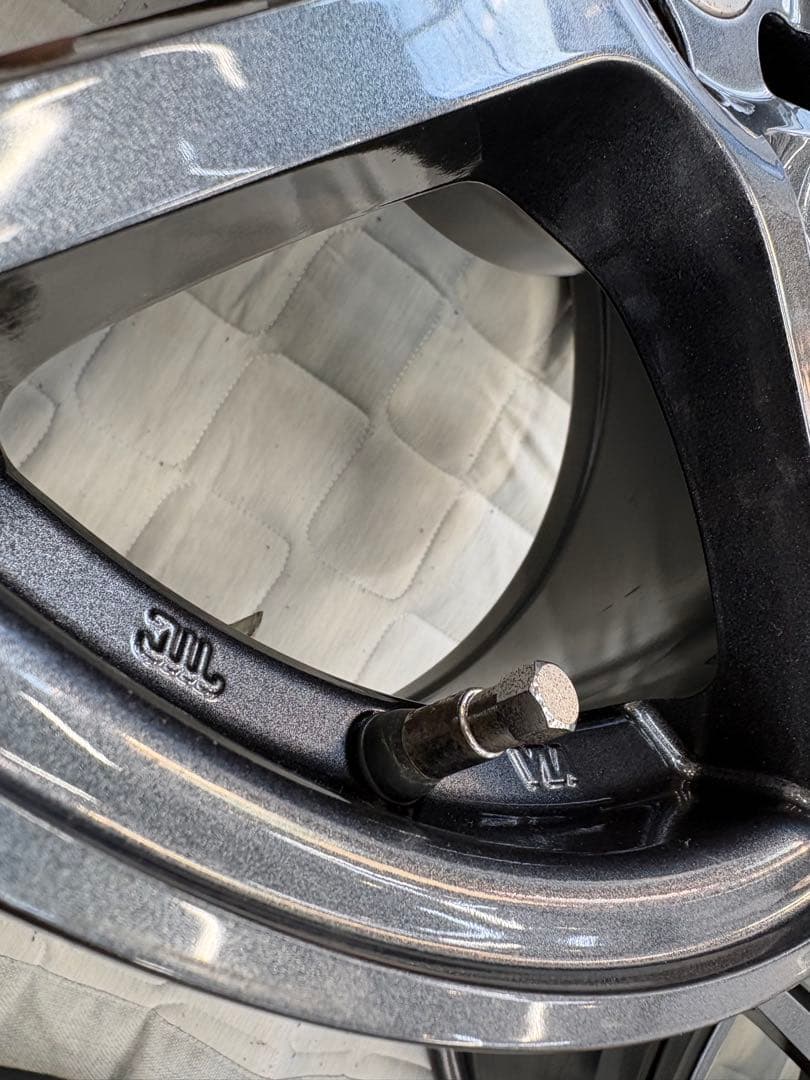 ユーロデザイン　アイガー　アウディ/VW用