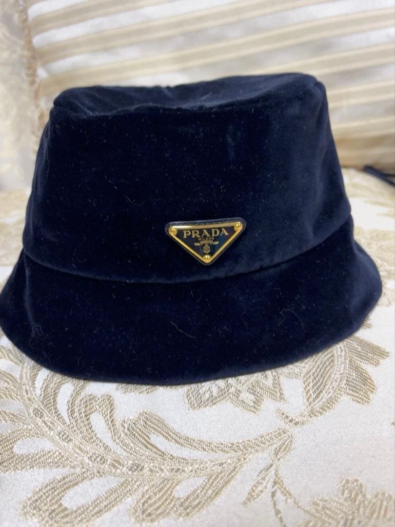 PRADA 黒 バケットハット ベルベット