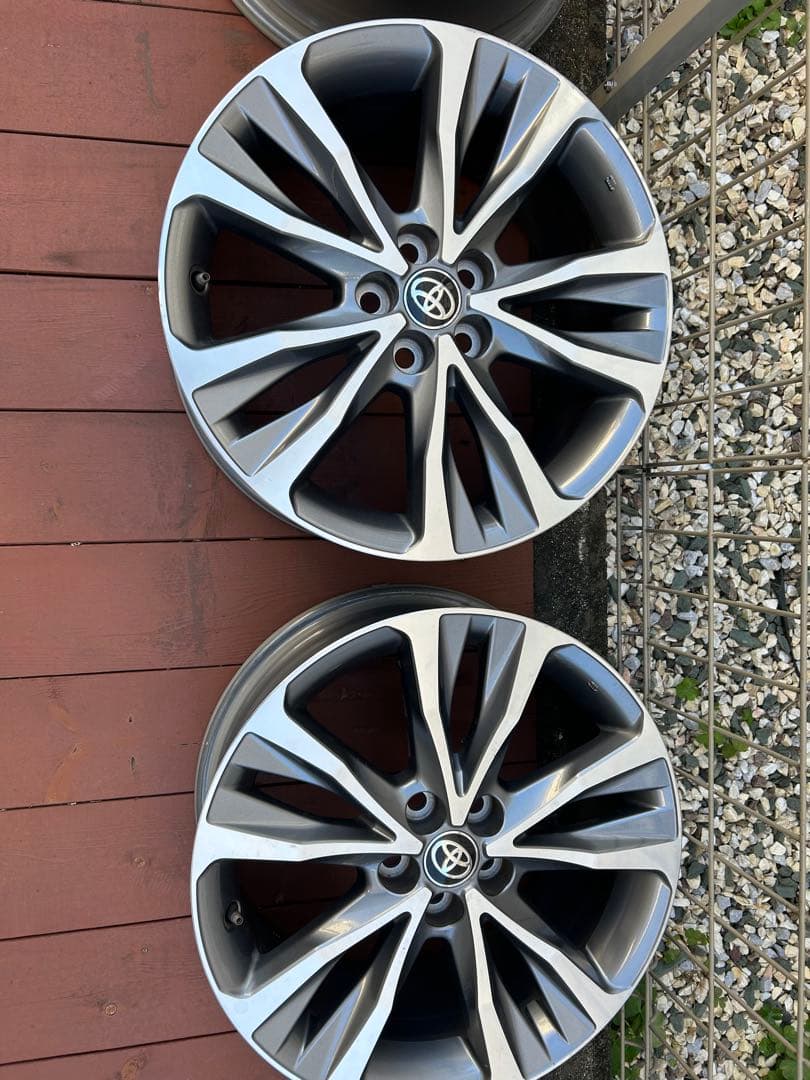 シェリ　カローラホイール17インチ　1/2