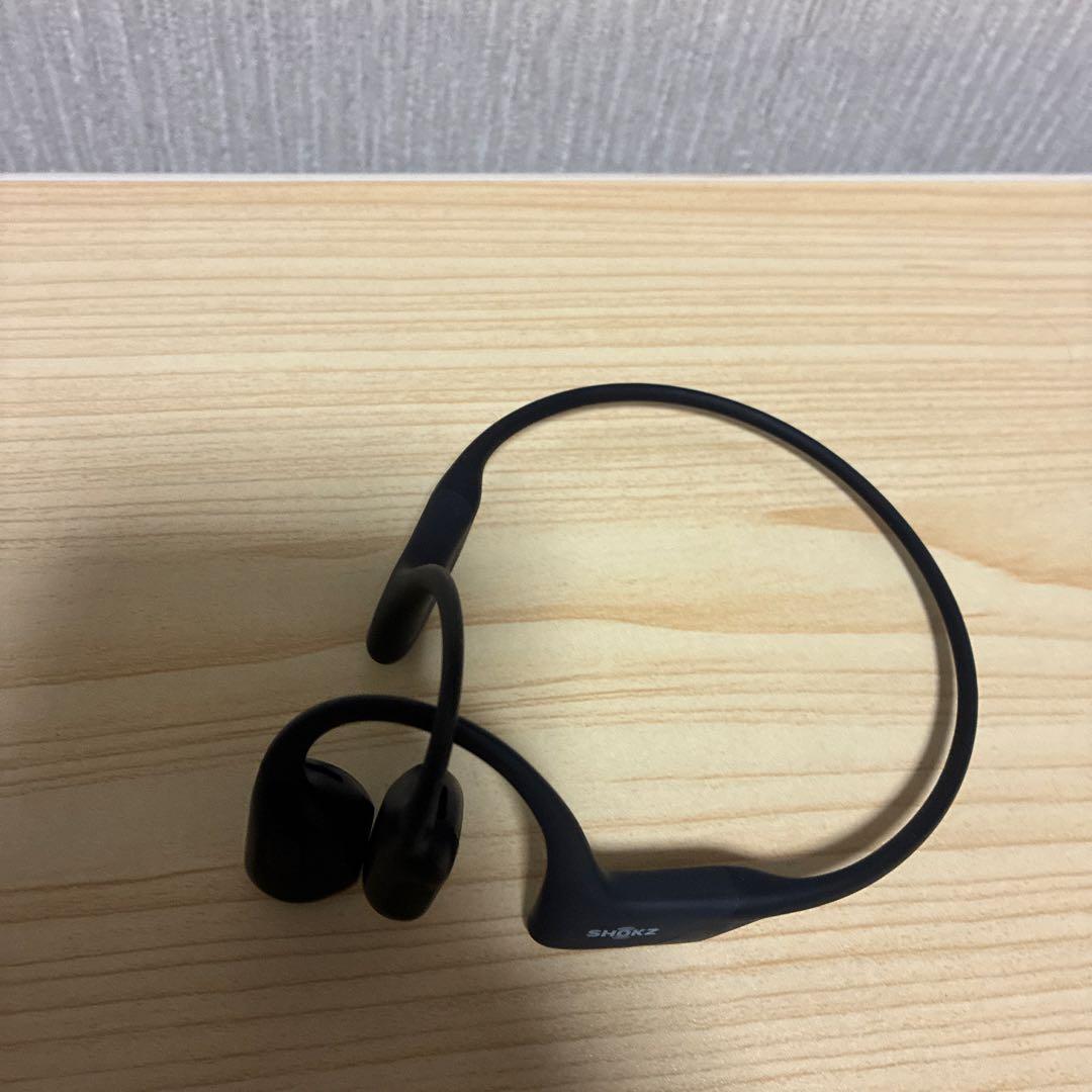 SHOKZ OPENRUN PRO 骨伝導イヤホン S810　ケーブル付属