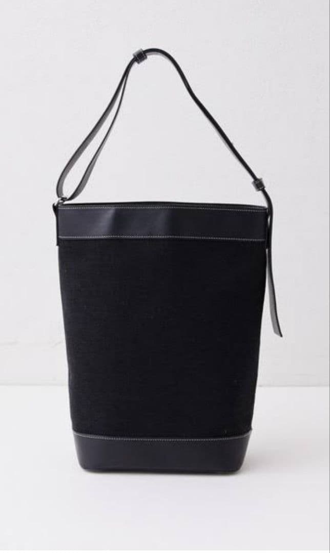 【うさ】＆MyuQアンドミューク ショルダーバッグ