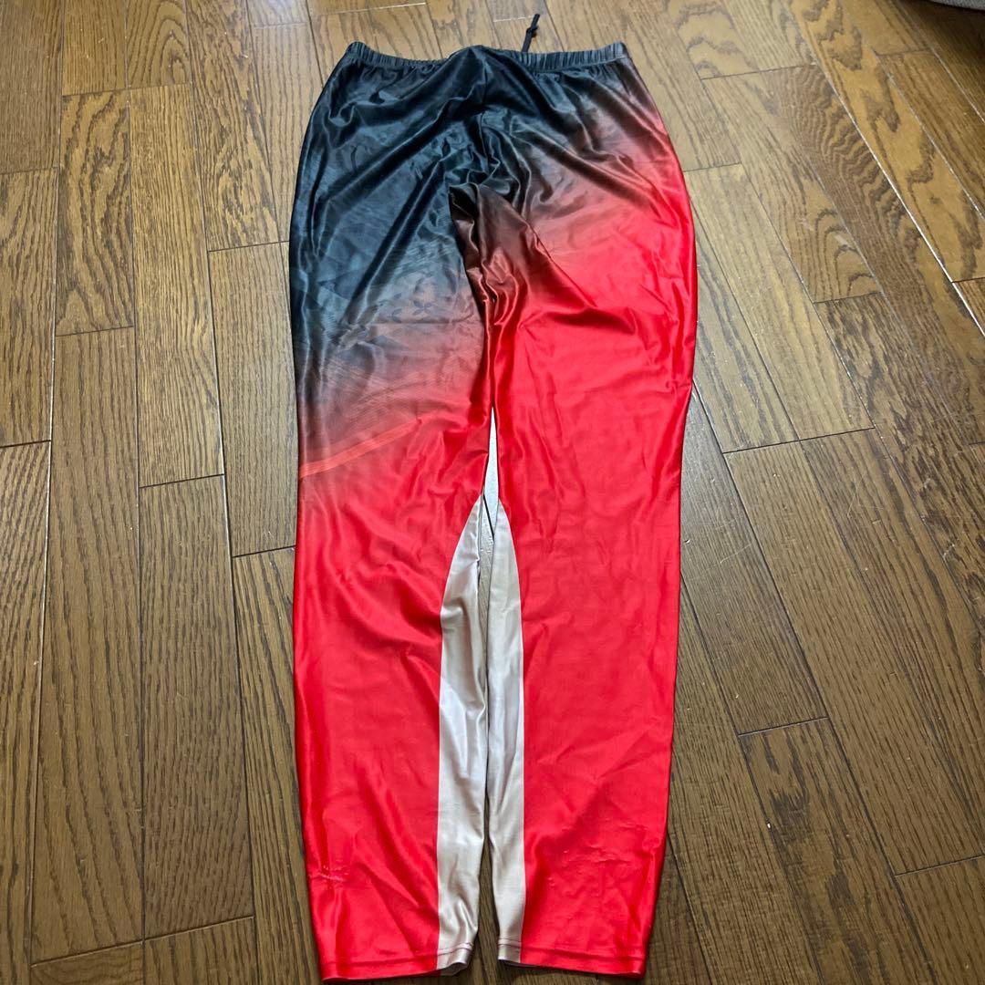 ミズノ　ツーピース　Ｌサイズ