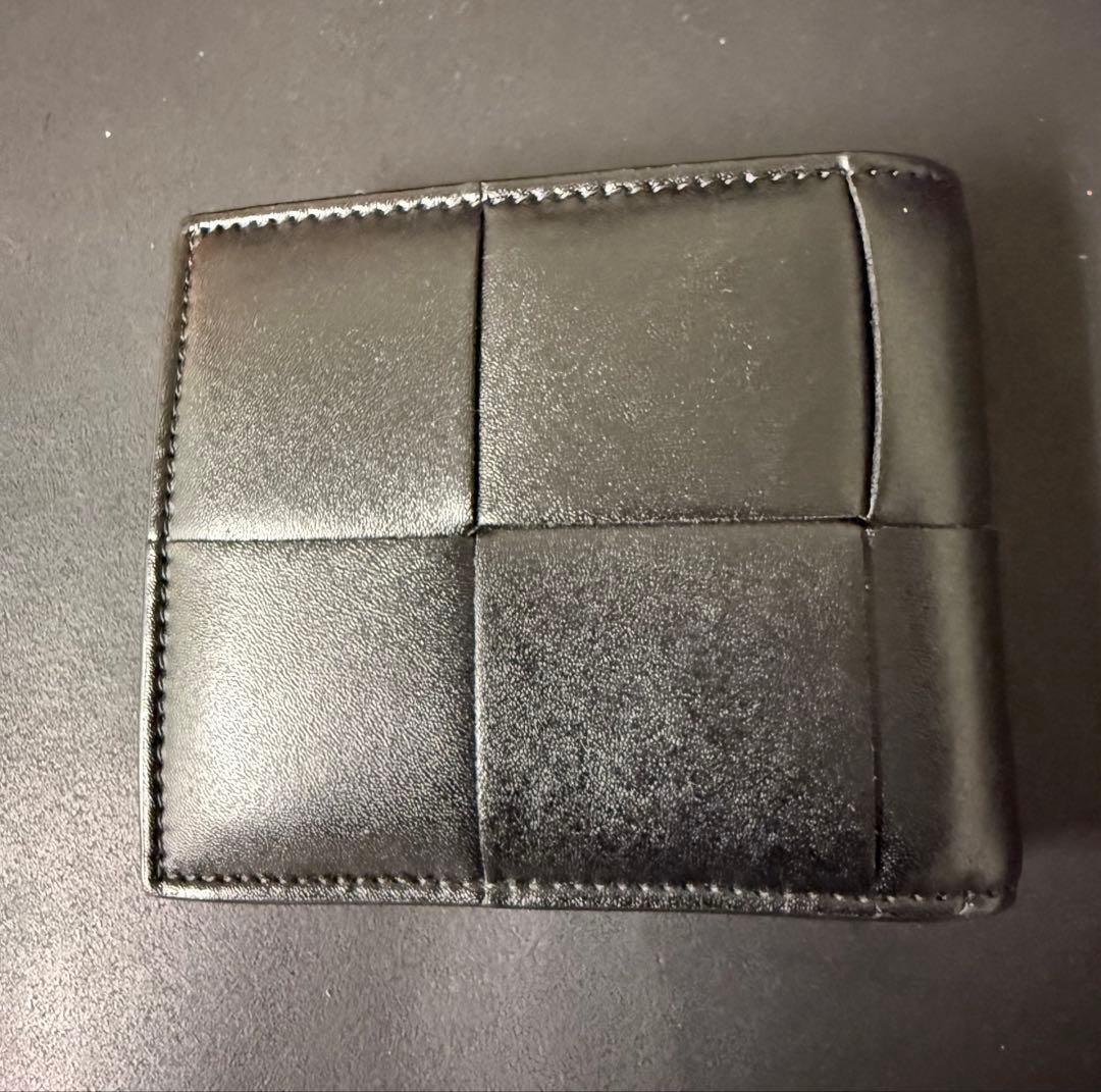 美品　Bottega Veneta 二つ折り財布 ブラック