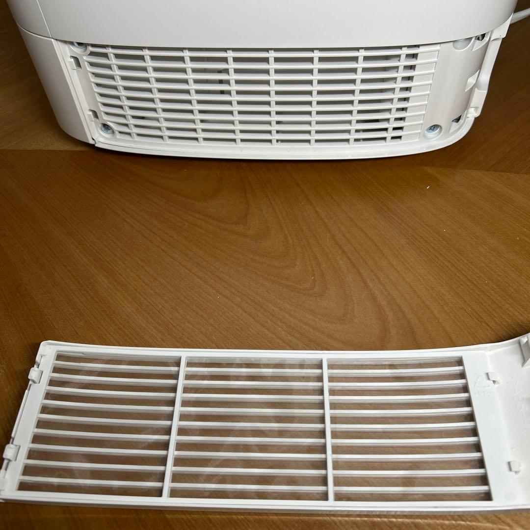 美品 シャープ 衣類乾燥除湿機 CV-P60 2022年製