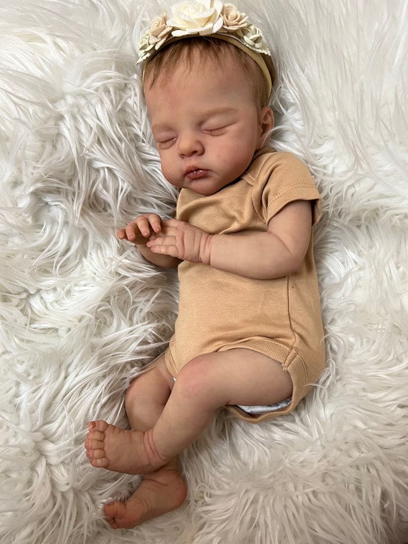 【リボーンドール】超リアルな赤ちゃん人形 約45cm.