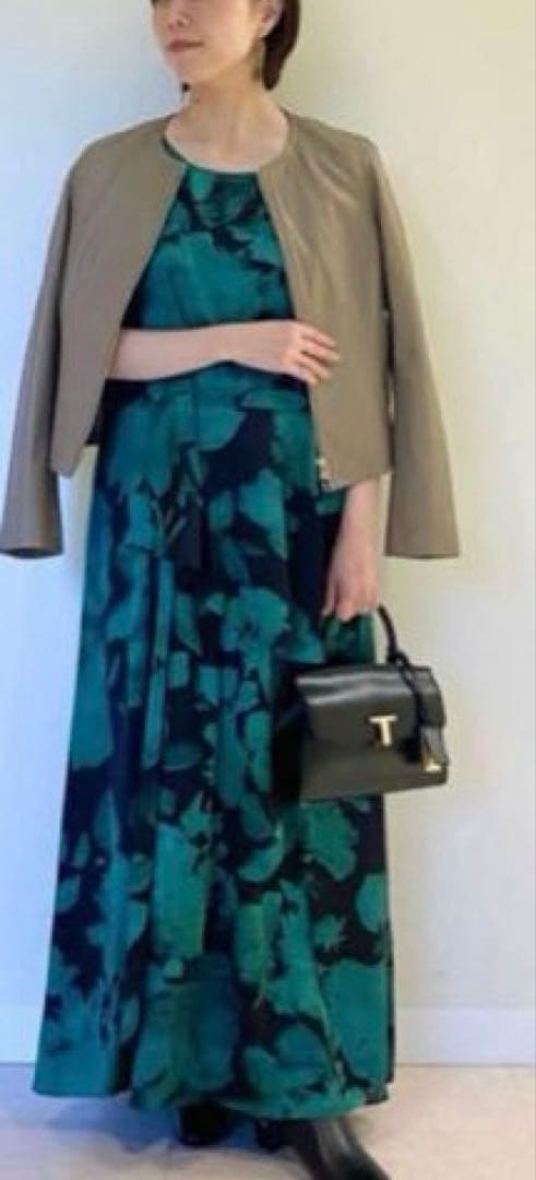 アルアバイルallureville今季完売ワンピース定価51,700円　未使用品