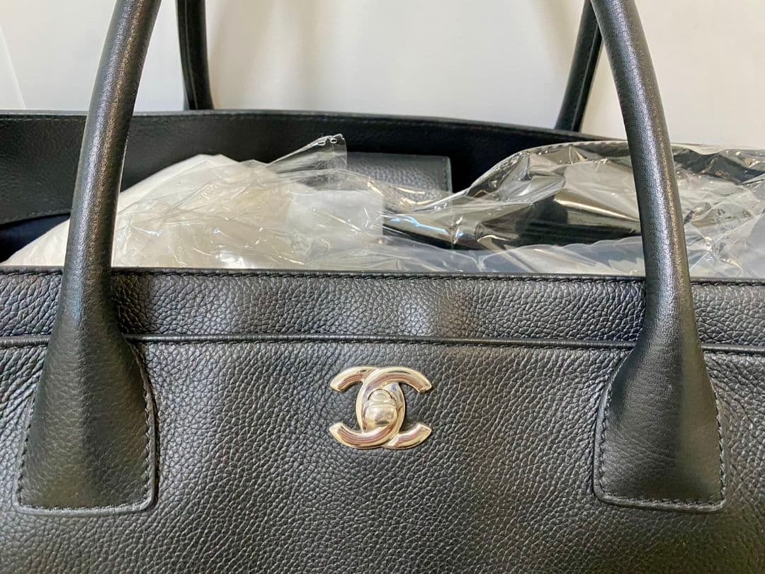 L　CHANEL　エグゼクティブトート