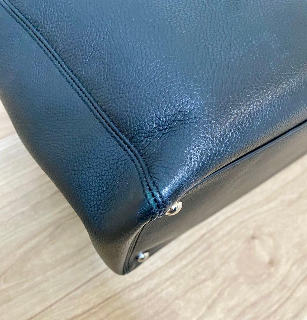 L　CHANEL　エグゼクティブトート