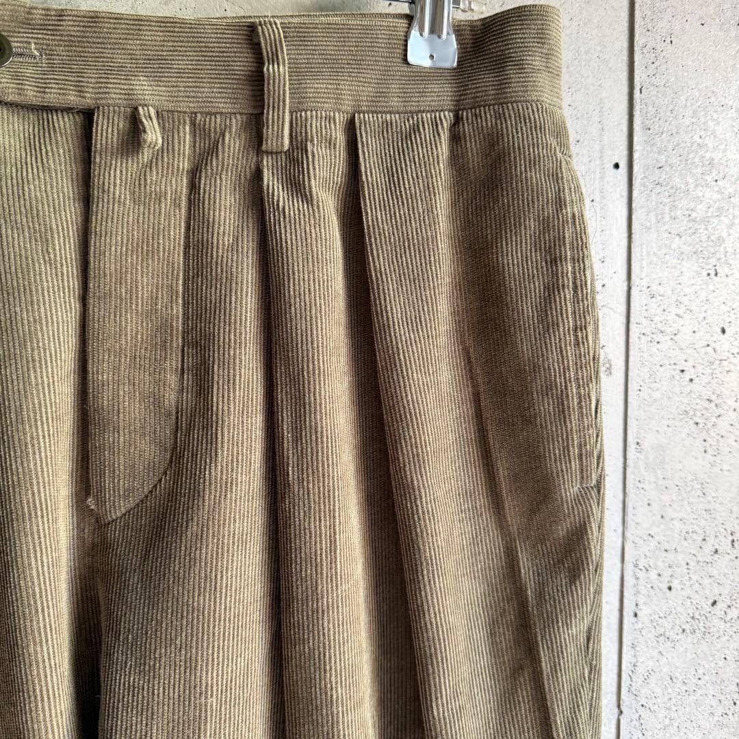 パンツ NEAT two tuck corduroy trousers