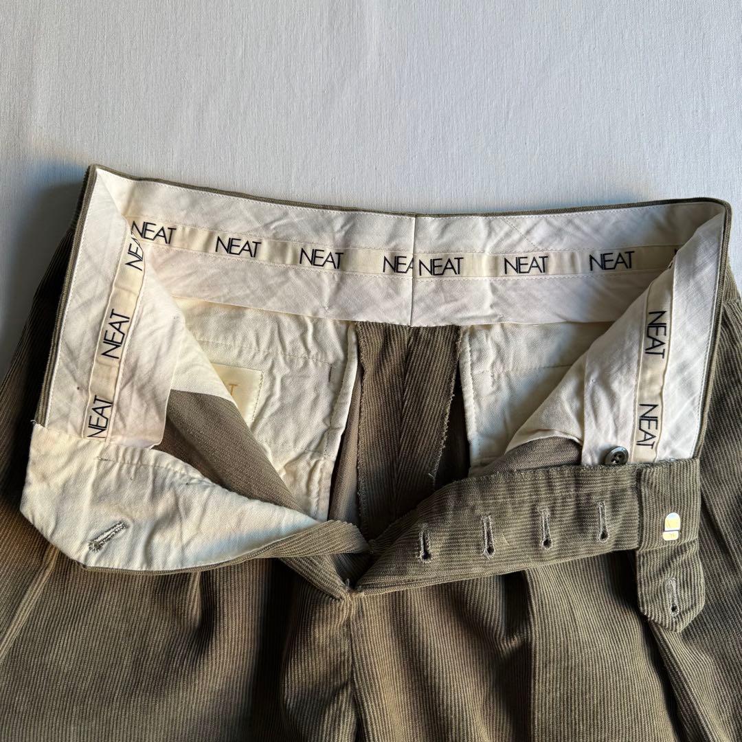 パンツ NEAT two tuck corduroy trousers