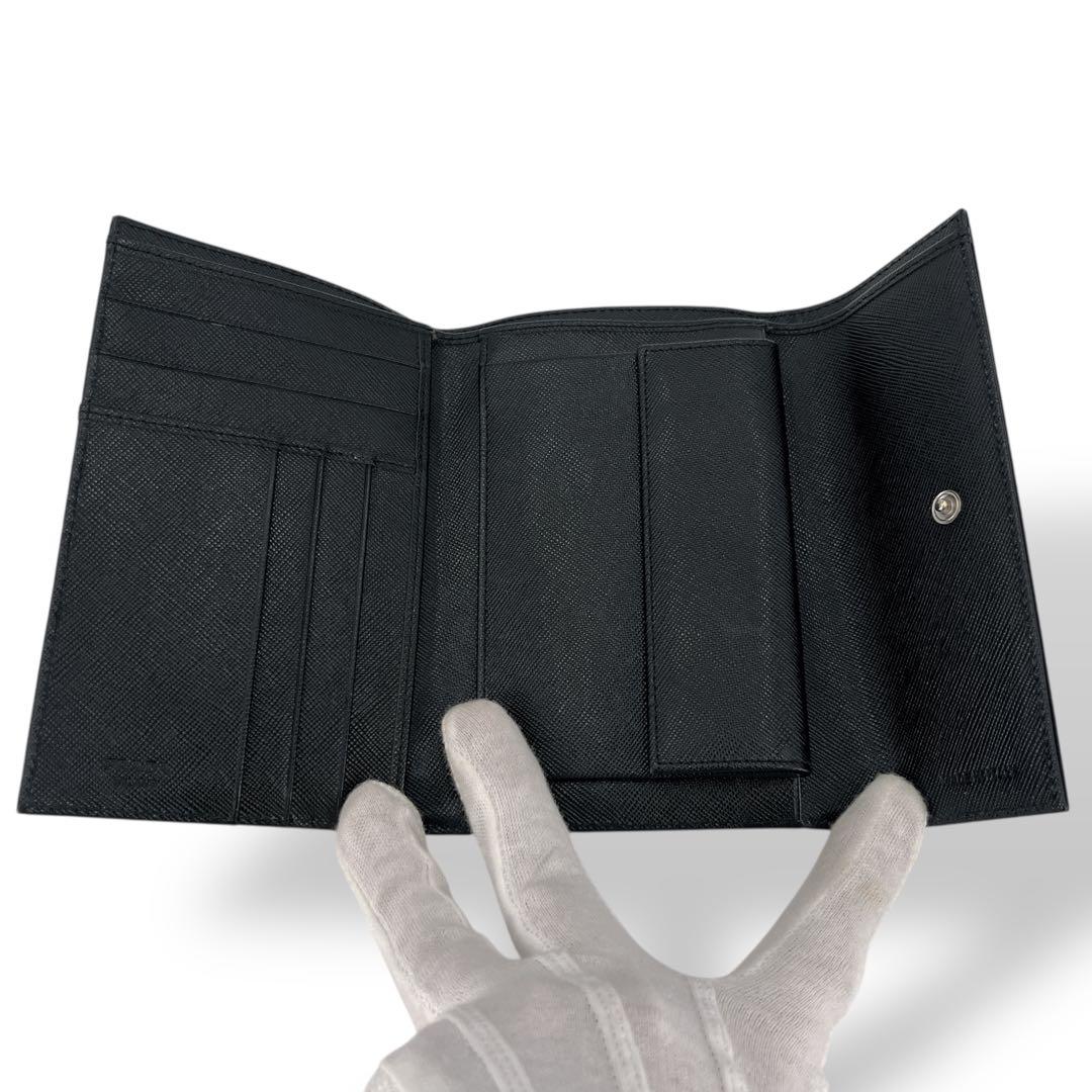 PRADA プラダ　三つ折り財布　三角ロゴ　ナイロン　サフィアーノレザー　黒