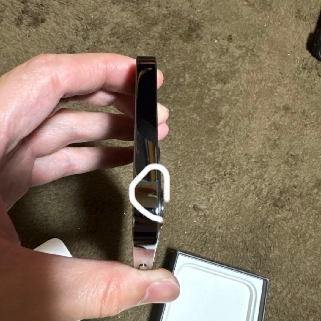 iPhone12pro グラファイト 128ギガ SIMフリー ケース付き