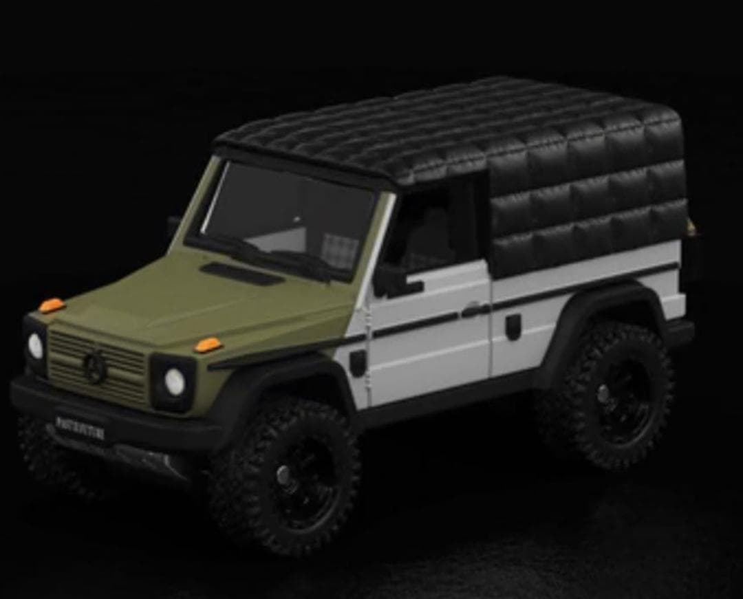 ベ*ン様 ホットウィール モンクレール ベンツ Gクラス MONCLER RLC