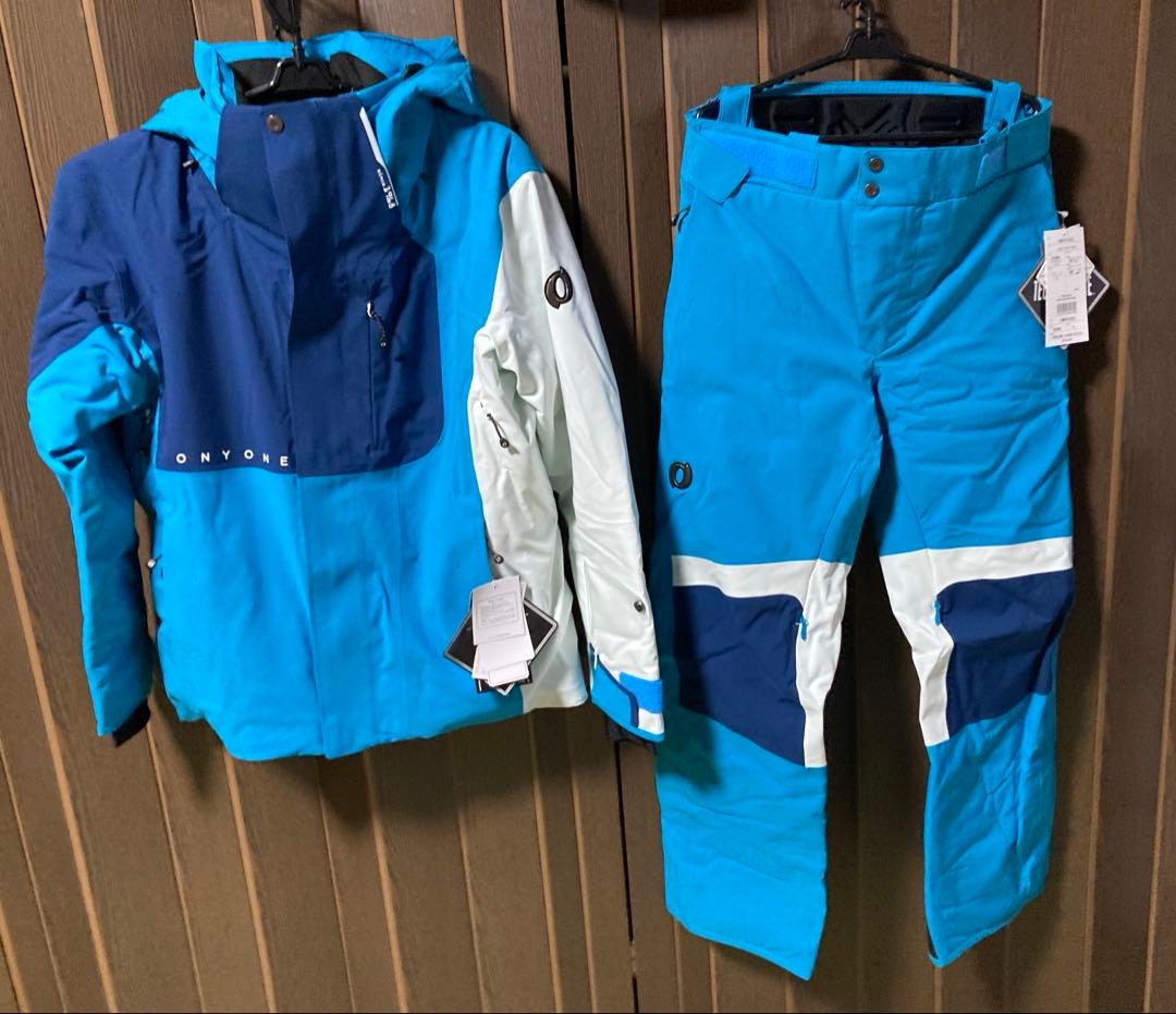 24/25モデル 新品 オンヨネ　スキーウェア上下セット サイズL