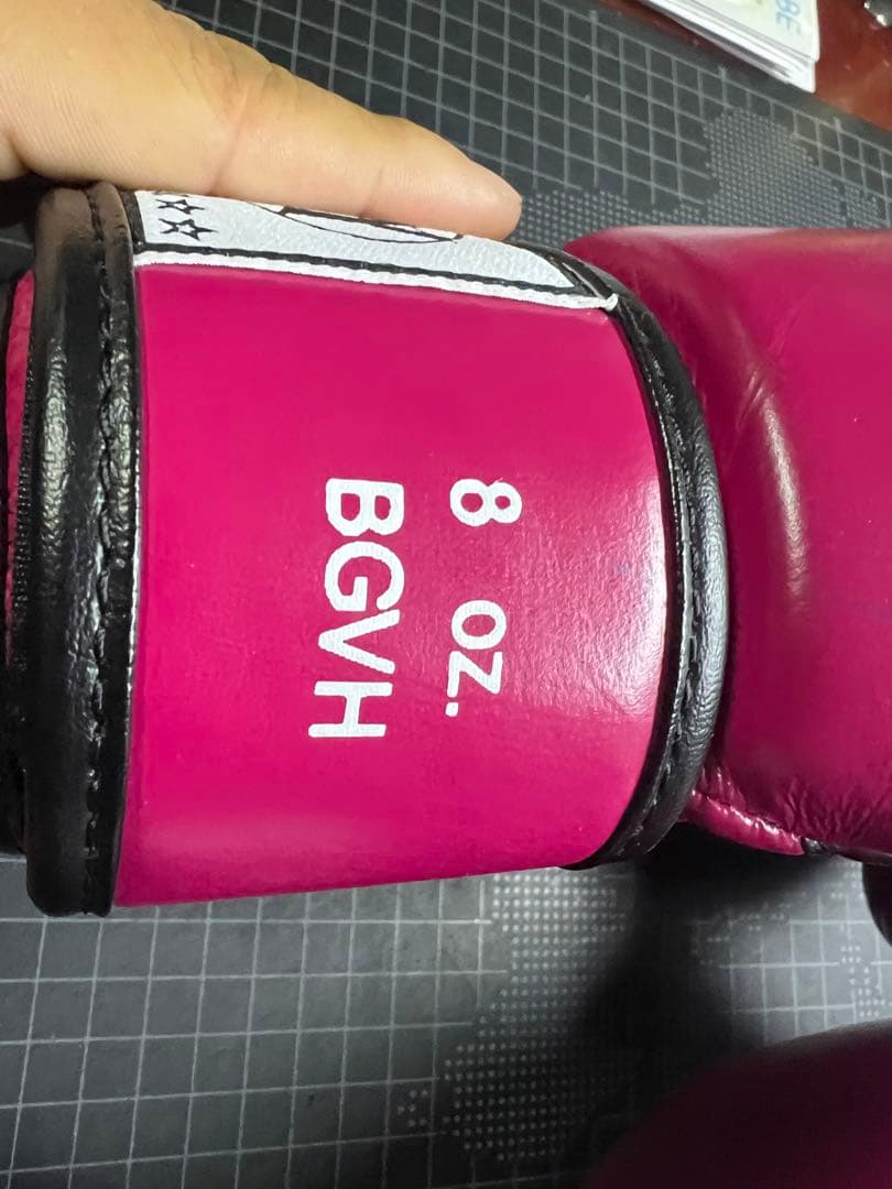 限定色ホットピンクWINDY 8ozボクシンググローブ