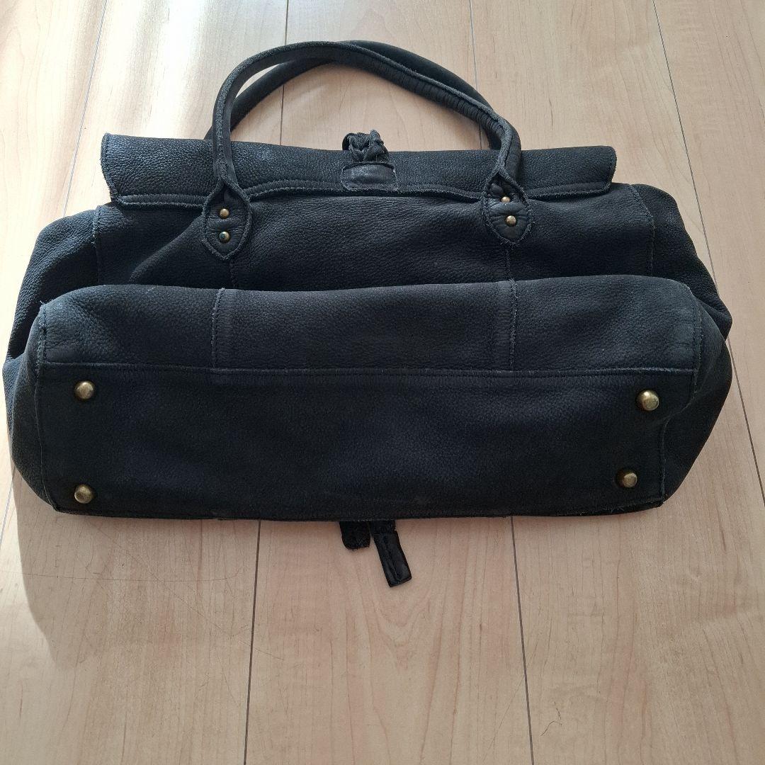 黒のレザートートバッグ