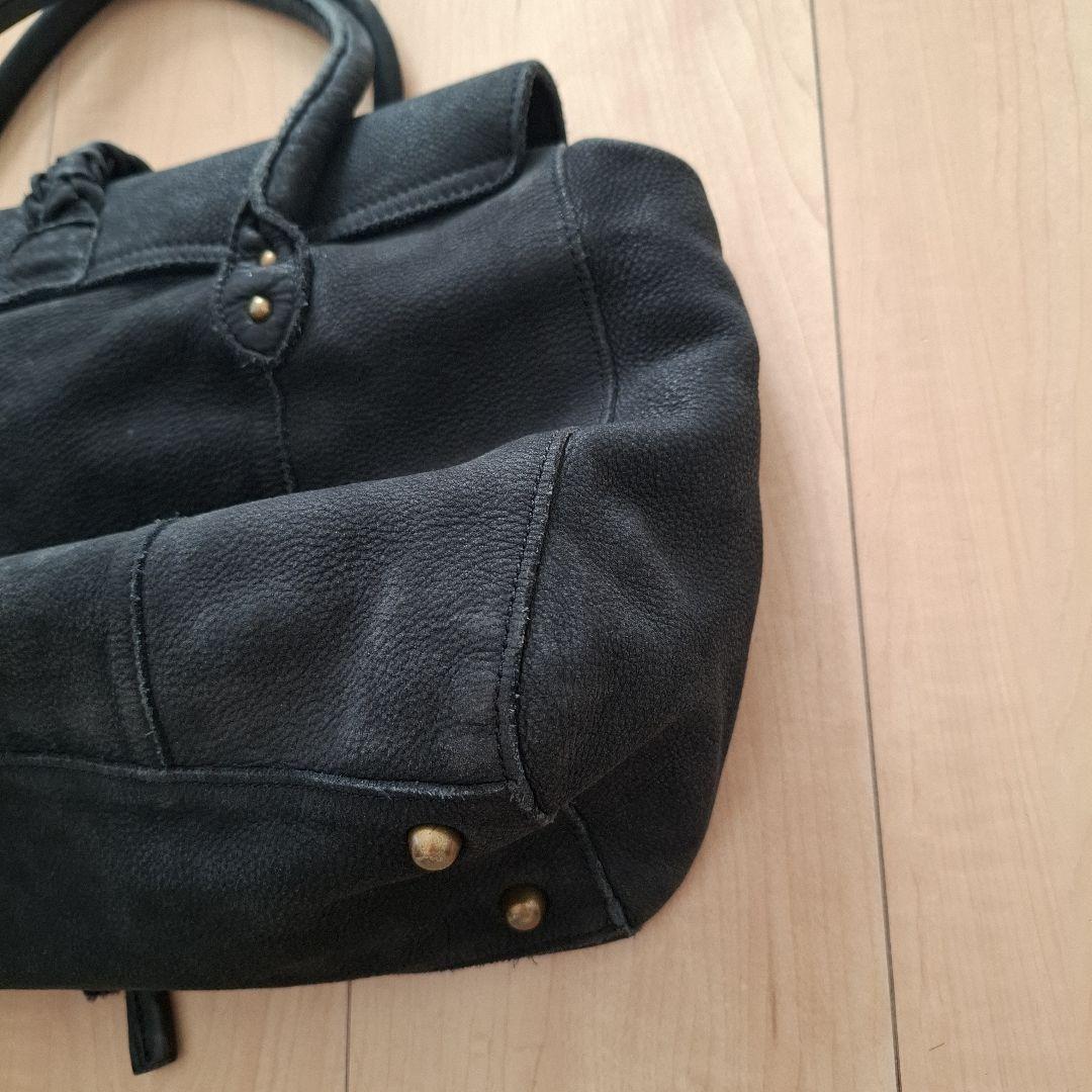 黒のレザートートバッグ