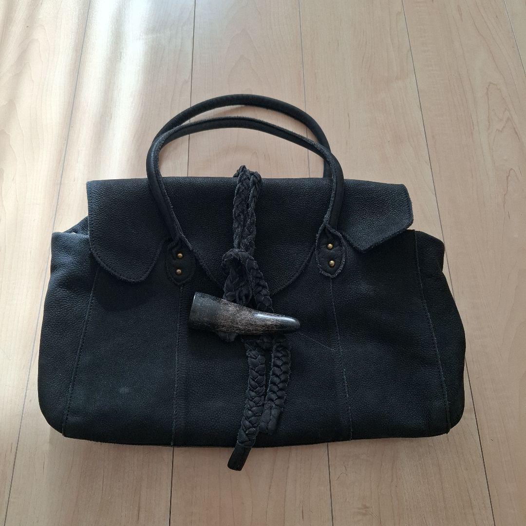 黒のレザートートバッグ