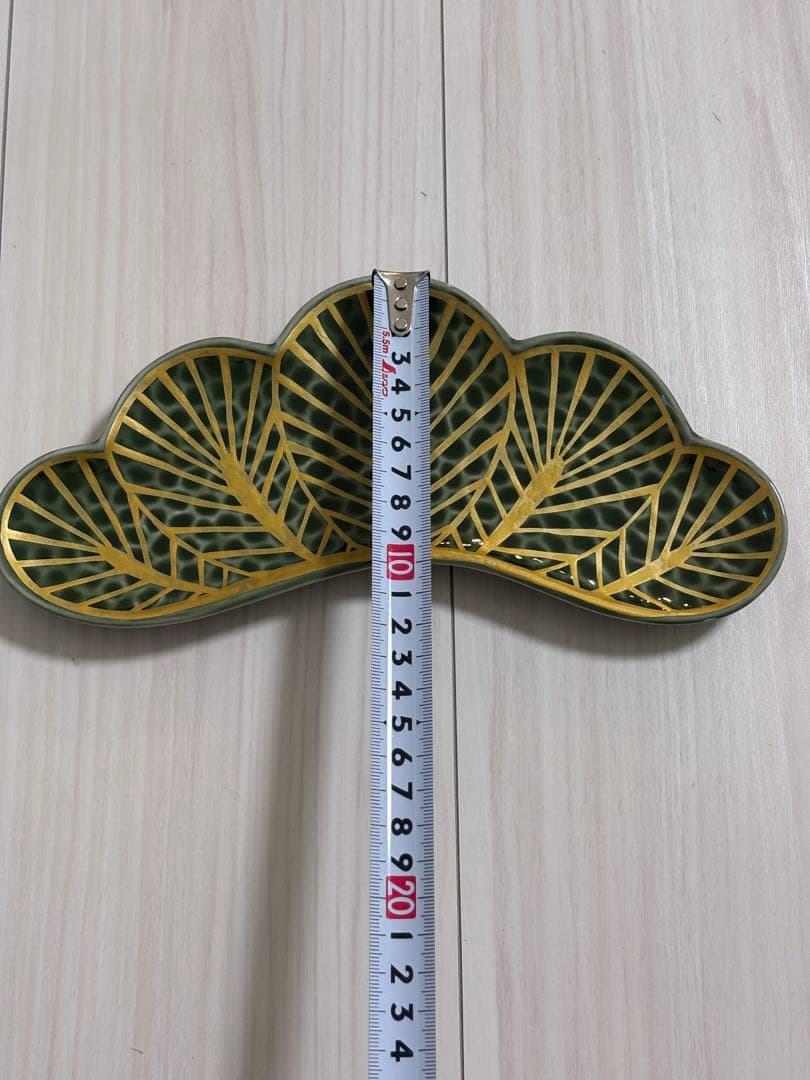 【新品】有田焼　幸楽窯　松葉形前菜皿　緑白6枚セット