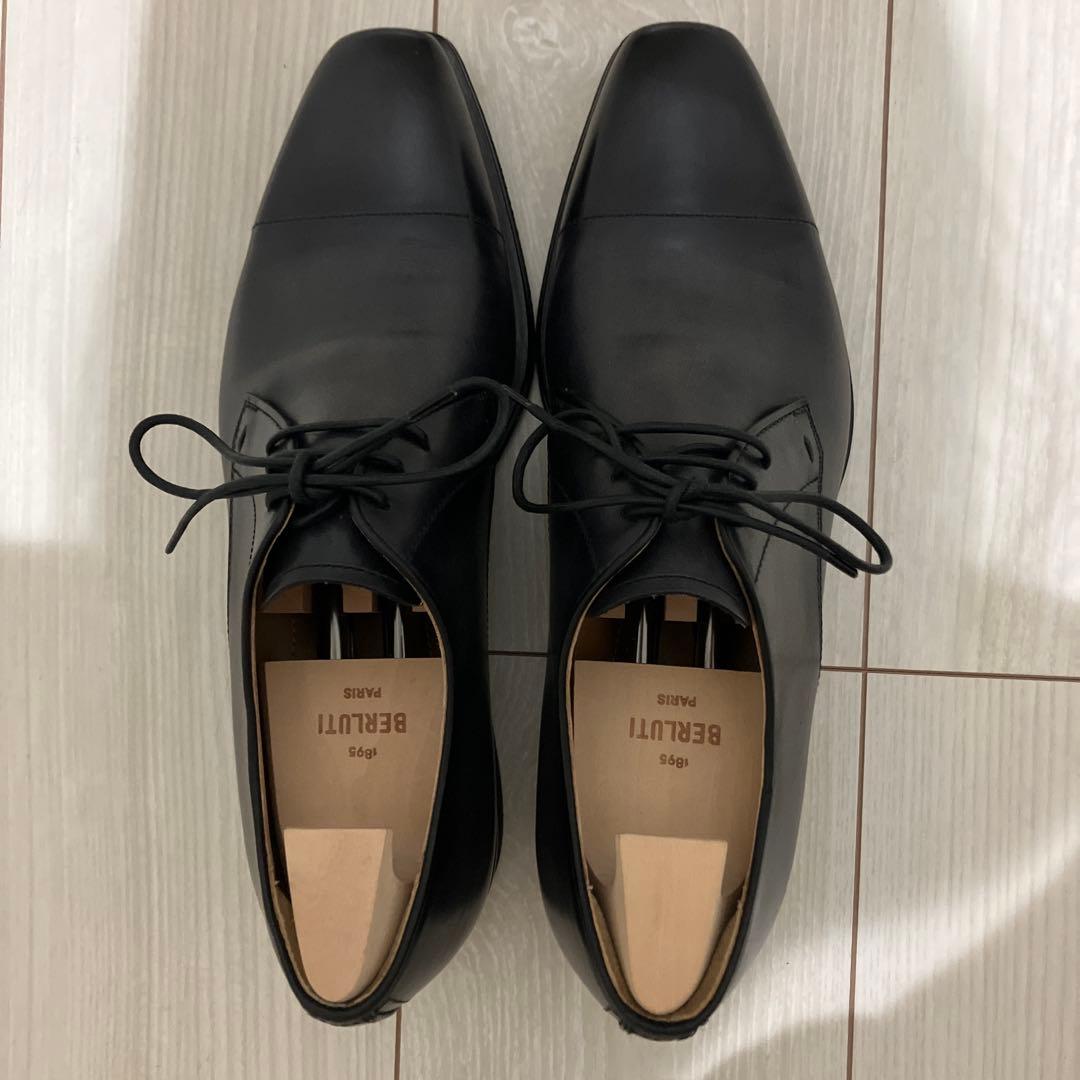 美品！ベルルッティ　レザーダービー　ブラック　　シューツリーとBOX付き