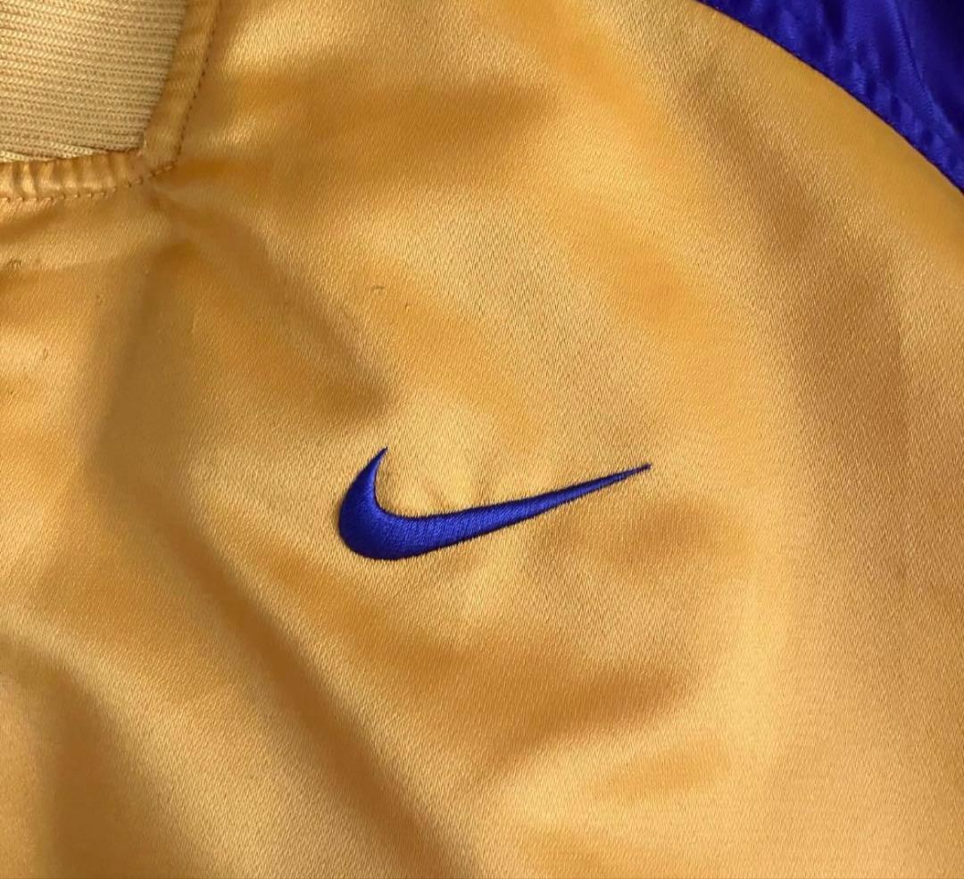 ナイキ NBA レイカーズ 刺繡　スタジャン　ブルゾン　 3XL 美品　黄