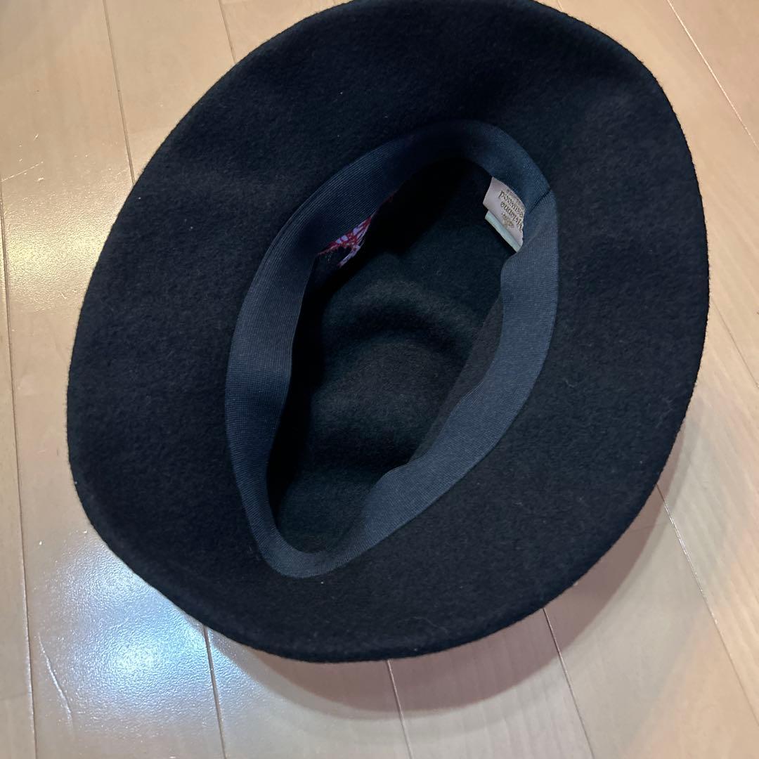 viviennewestwood 黒のウールバケットハット 赤刺繍