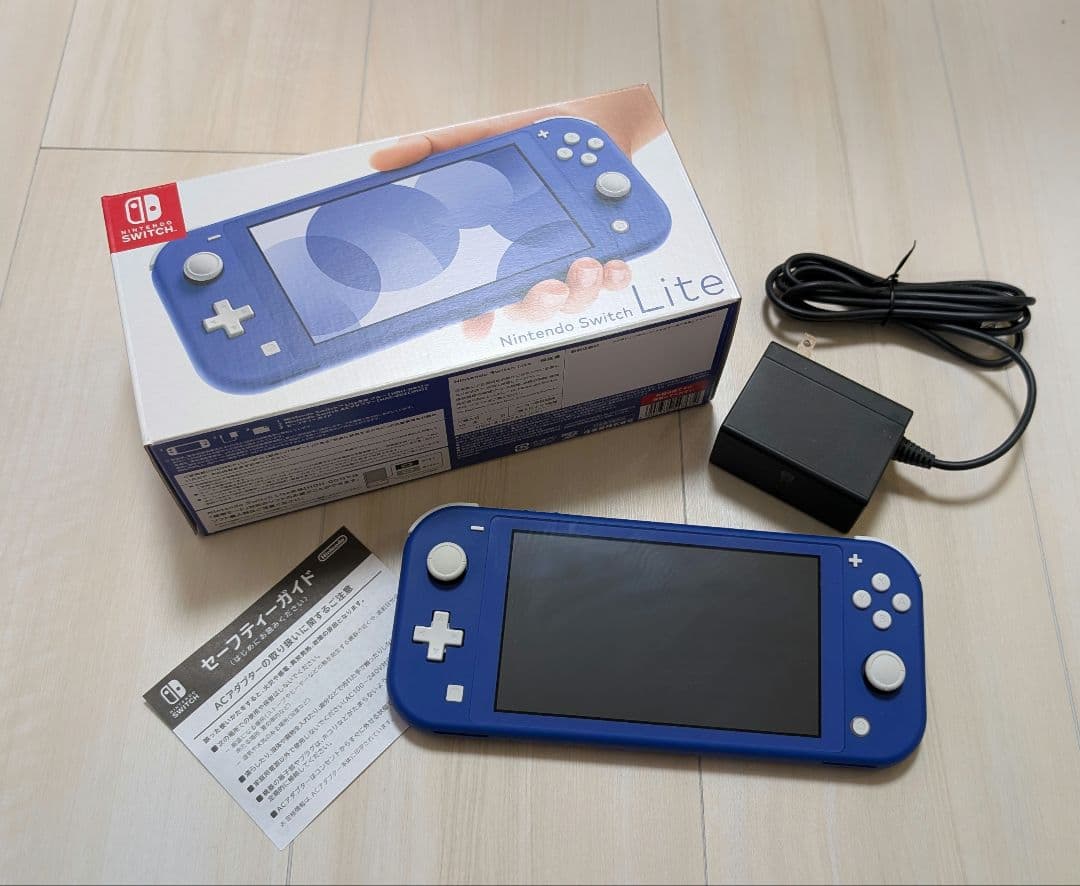 タイムセール！任天堂　Switch Lite　スイッチライト　青