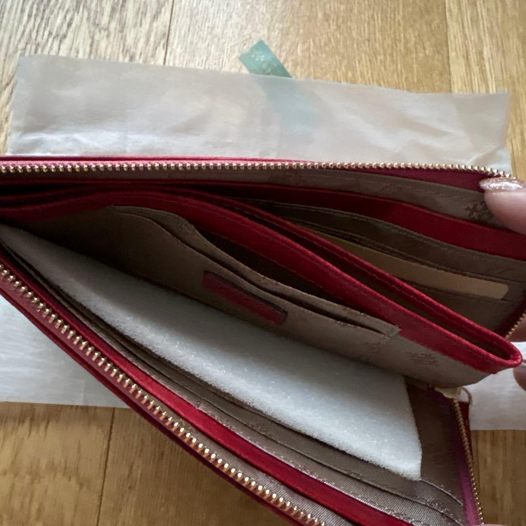 ダコタ長財布Ｌ字型ファスナー　❤️最終お値下げしました❤️