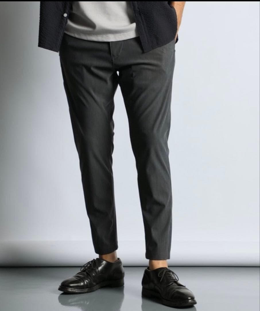 ダークグレー ストレッチスラックス テーパード