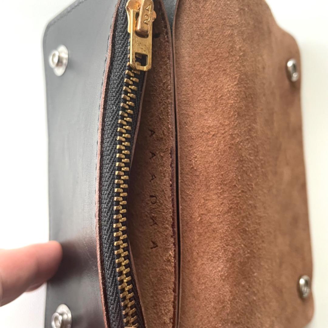 ミドルトラッカーウォレット　ホースハイド　ロウ付けチェーン　ヴィンテージタロン