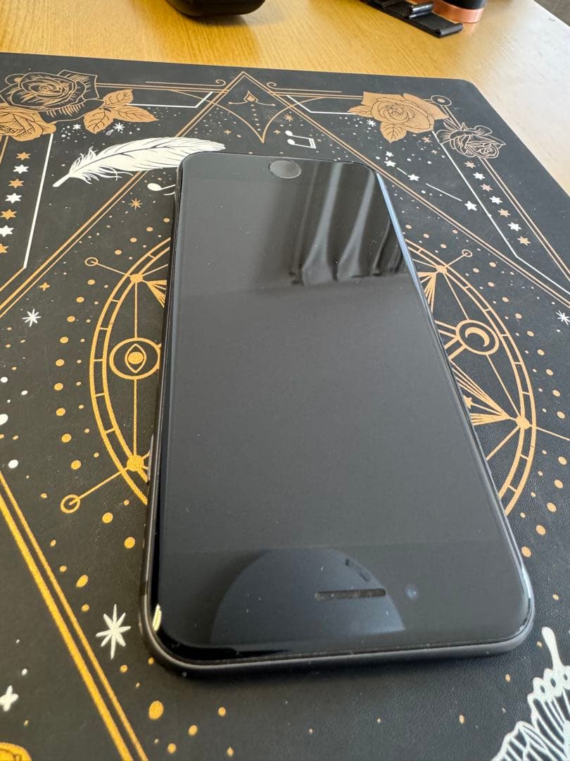 【美品】 iPhone8 【SIMフリー】