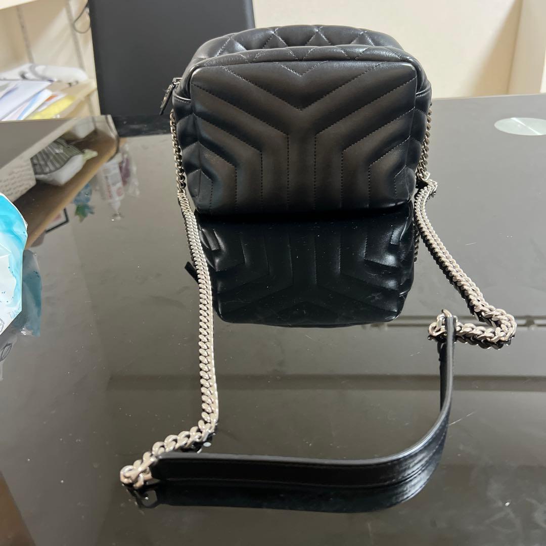 イブサンローラン　チェーンショルダーバック