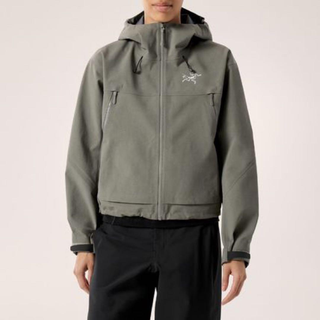 a*i様 今季購入【ARC'TERYX】アルティラ クロップドジャケットウィメン