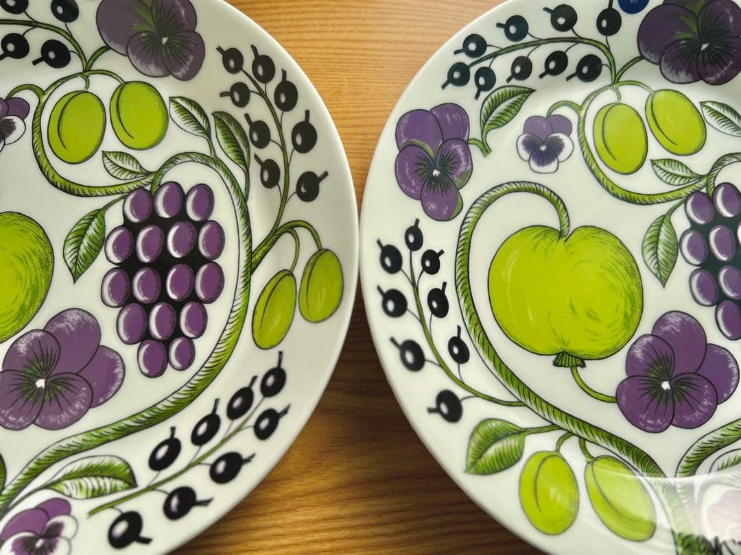 新品未使用アラビアARABIA パープル パラティッシ プレート 26cm 2枚