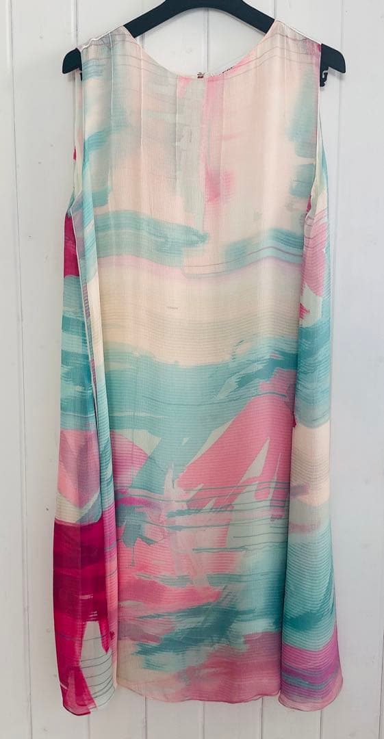 LEONARD レオナール　シルクシフォン　ロゴ入り　ノースリーブ　ワンピース