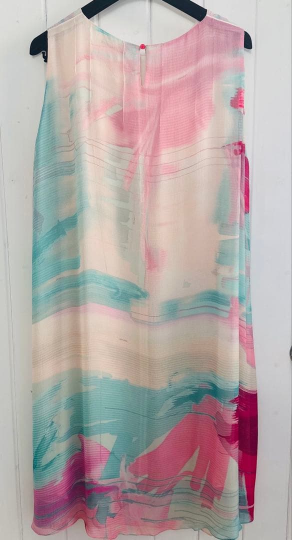 LEONARD レオナール　シルクシフォン　ロゴ入り　ノースリーブ　ワンピース