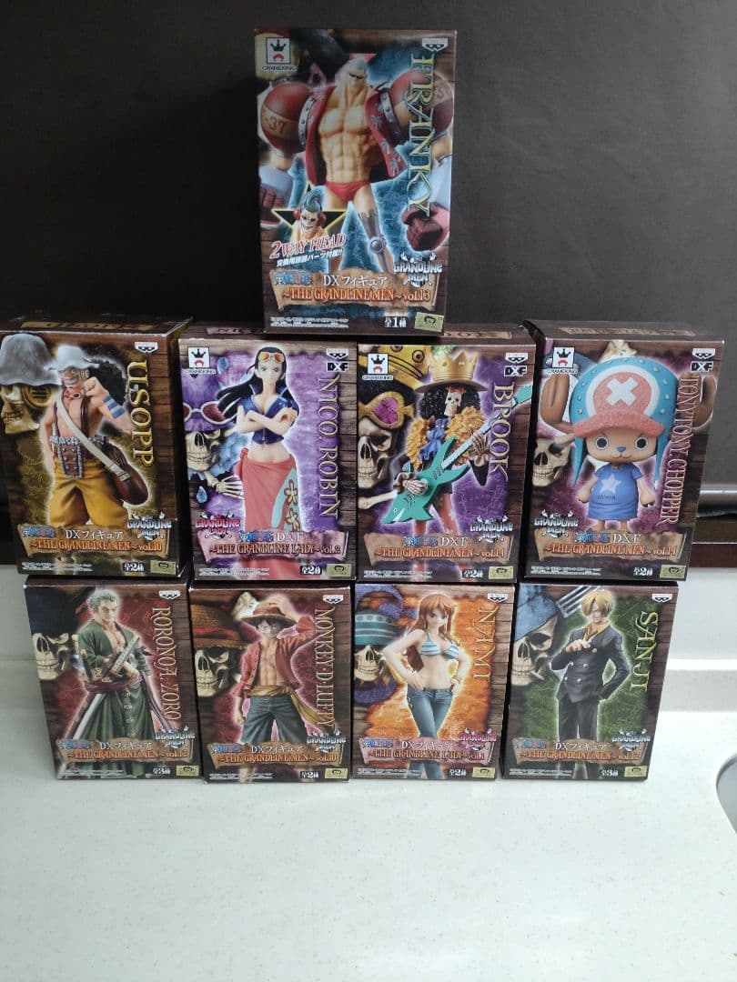 ワンピース THE GRANDLINE 麦わらの一味 9体セット　おまけ付き2体