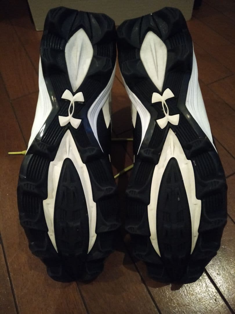 アンダーアーマー　アメリカンフットボール　アメフト　スパイク　25cm