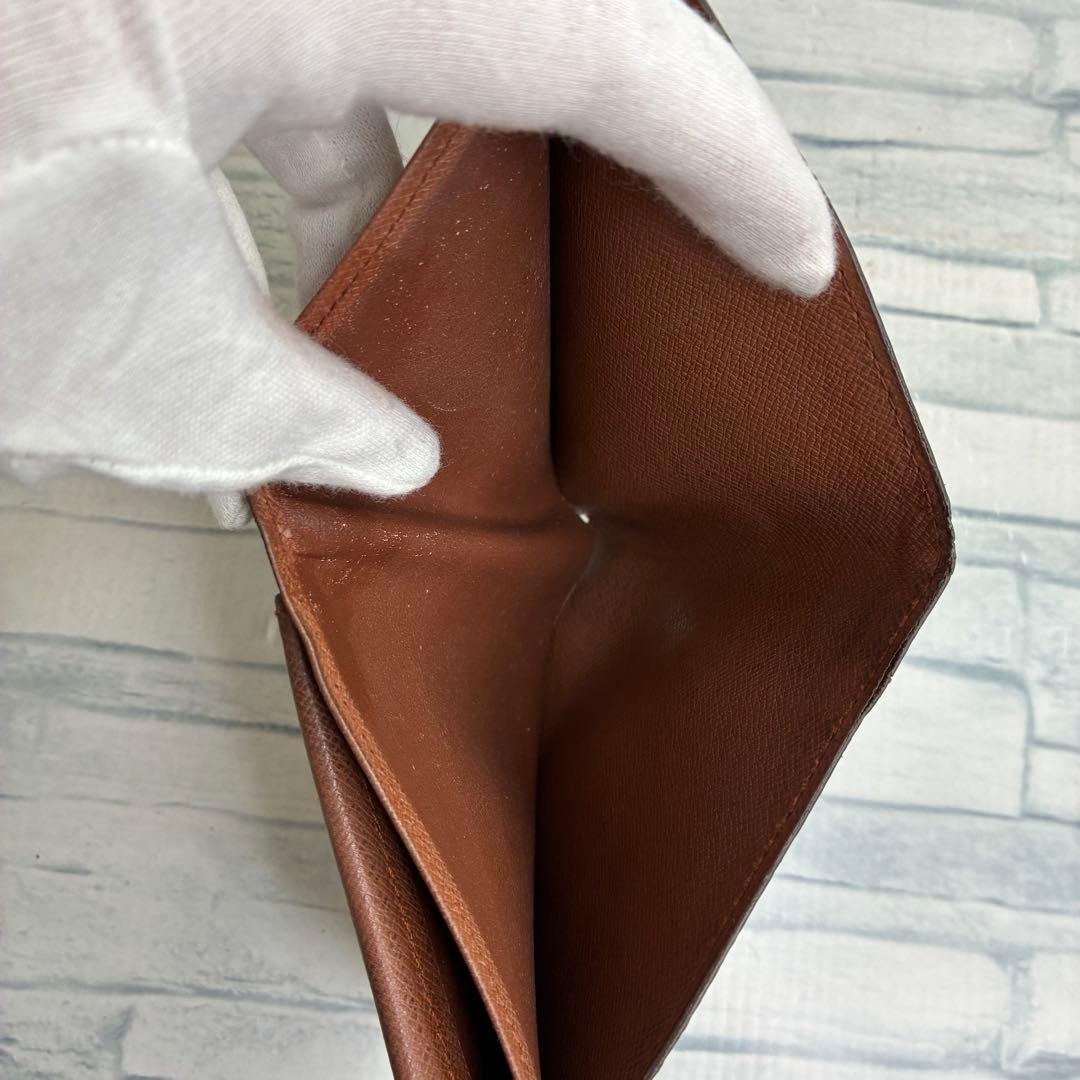 45 LOUIS VUITTON ルイヴィトン　モノグラム　二つ折り財布 kq1