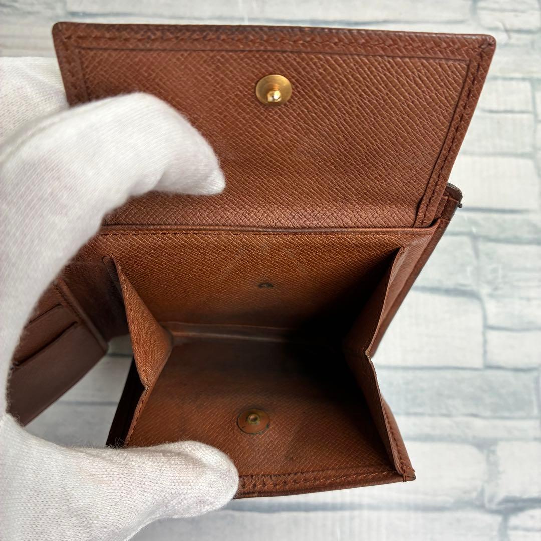 45 LOUIS VUITTON ルイヴィトン　モノグラム　二つ折り財布 kq1