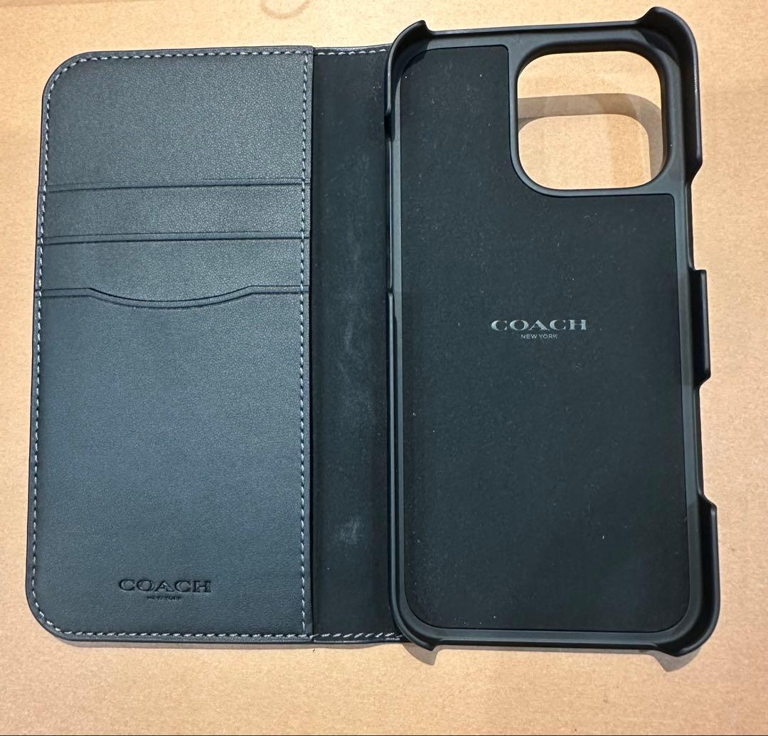 【極美品】COACH ブラックレザー手帳型iPhoneケース　6.7インチ
