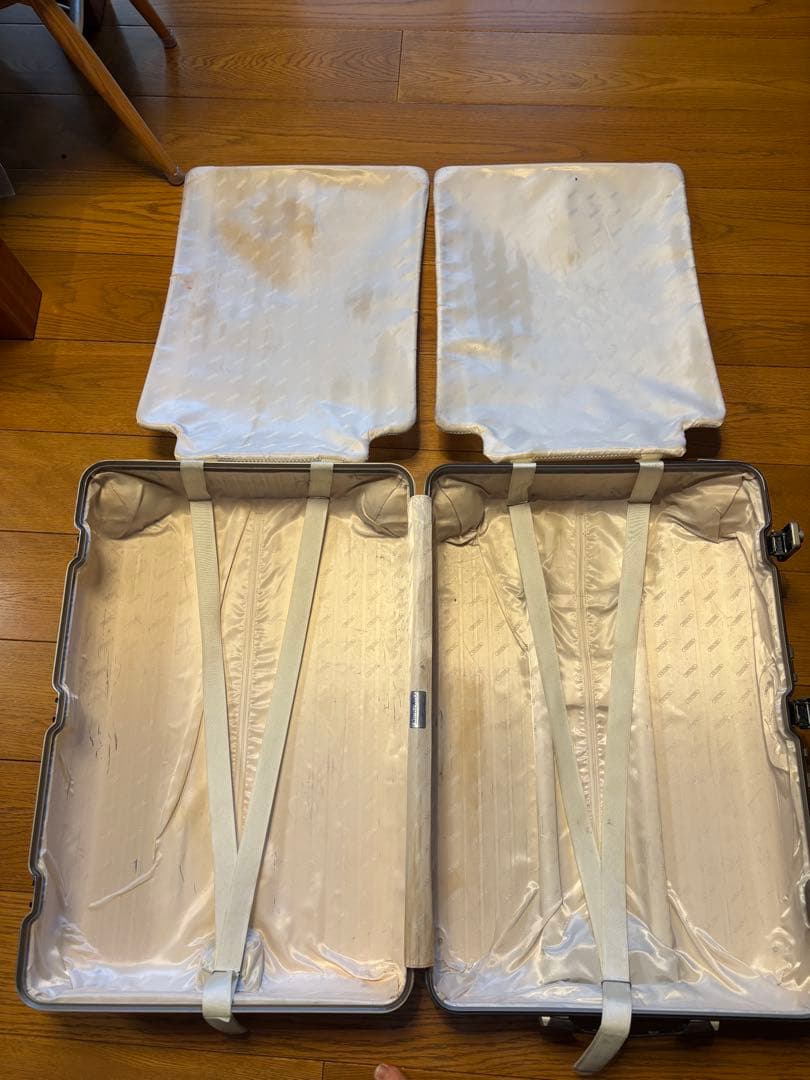 c*e様 愛用品♡RIMOWA LIMBO リンボ 87Lクリームホワイト 値下