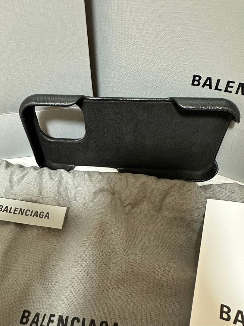 BALENCIAGA 黒 レザー風 ハードケース