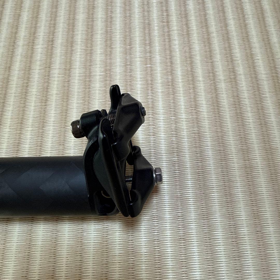 H&H カーボンシートポスト DC 12Kカーボン