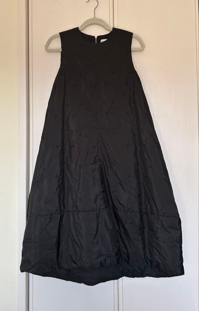 ウルフアンドリタ 中綿入 ワンピース 14y 花柄 刺繍 黒 150 160